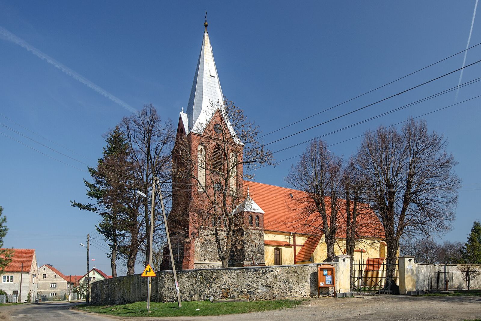 Kościół filialny pw. Matki Boskiej Częstochowskiej, Mikołajowice
