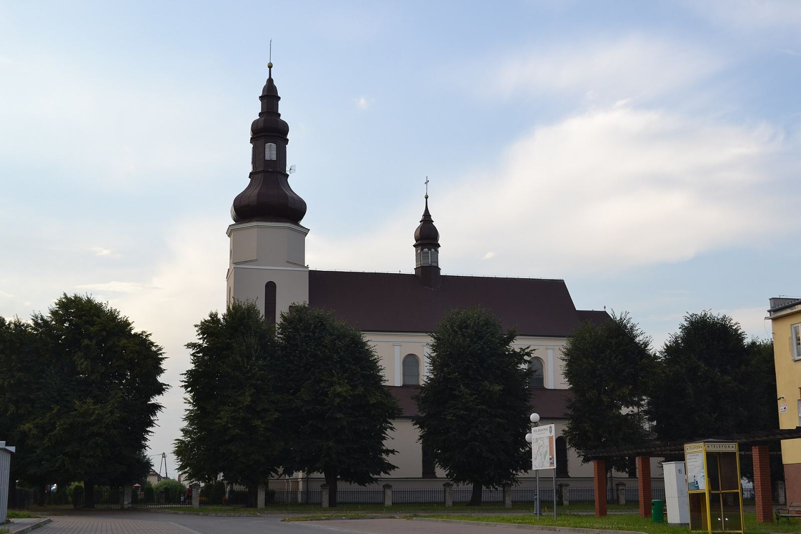 Zespół kościoła pw. Najświętszego Serca Pana Jezusa, Wola Baranowska