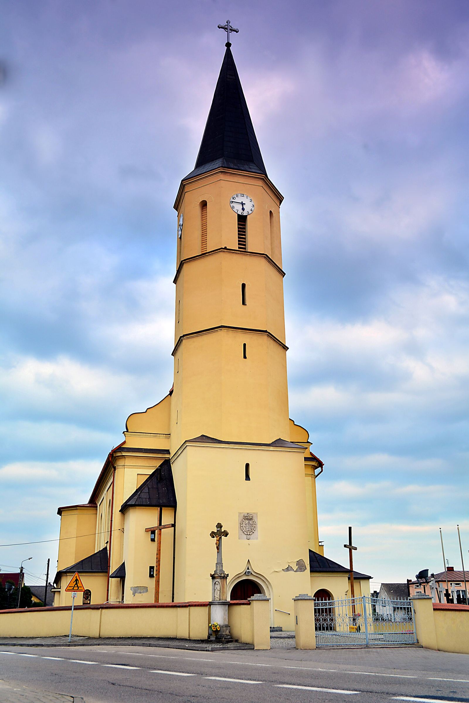 Kościół parafialny pw. św. Anny, Krzyżanowice