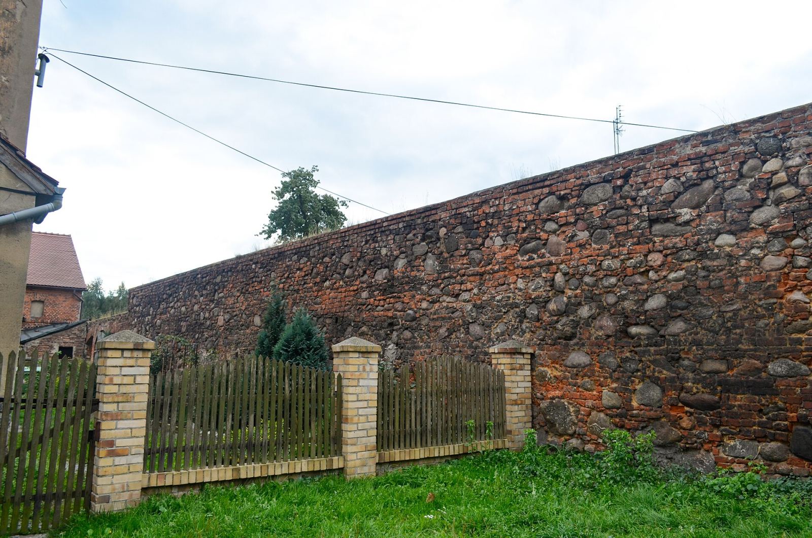 Mury obronne, Sulechów