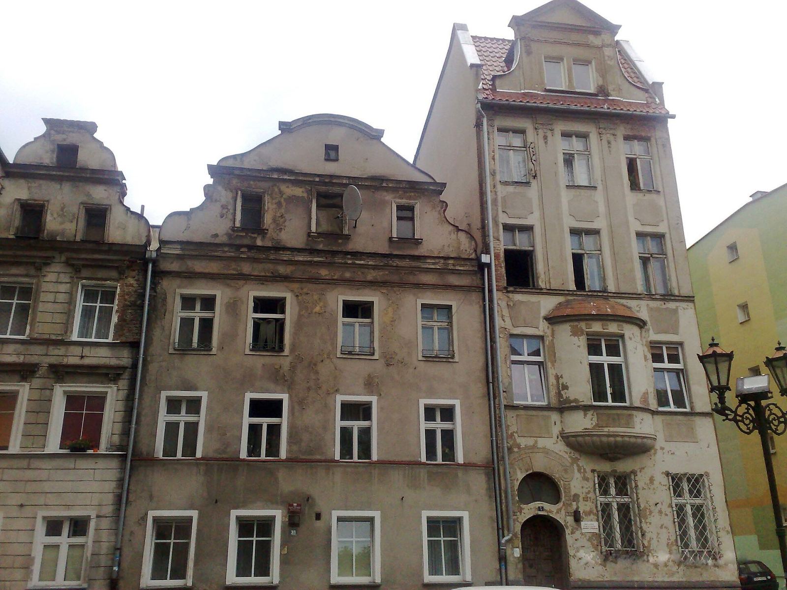 Dom, Nysa