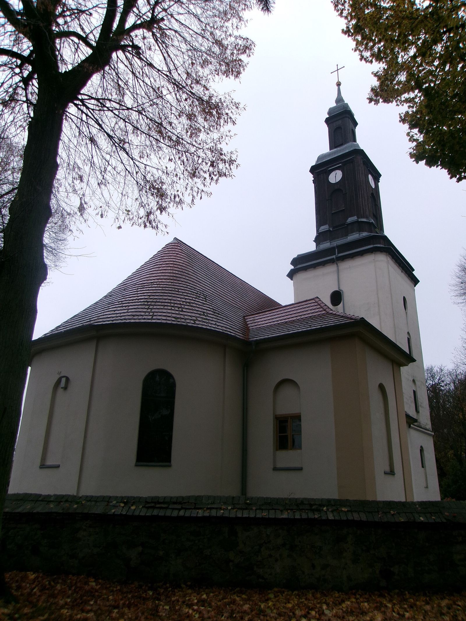 Kościół ewangelicki, ob. rzymskokatolicki filialny pw. Matki Boskiej Królowej Polski, Golenice