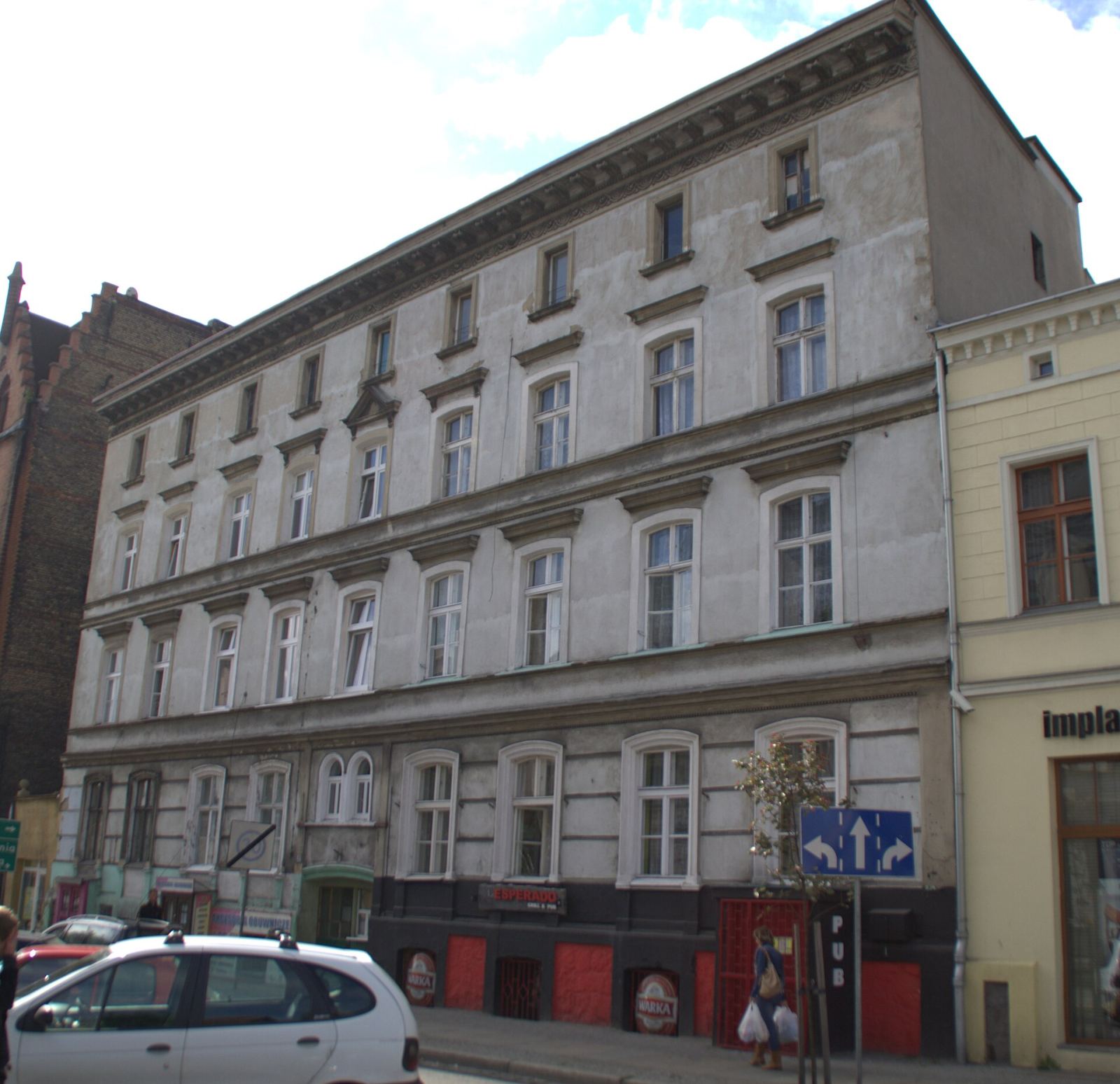 Kamienica z oficynami, Gniezno