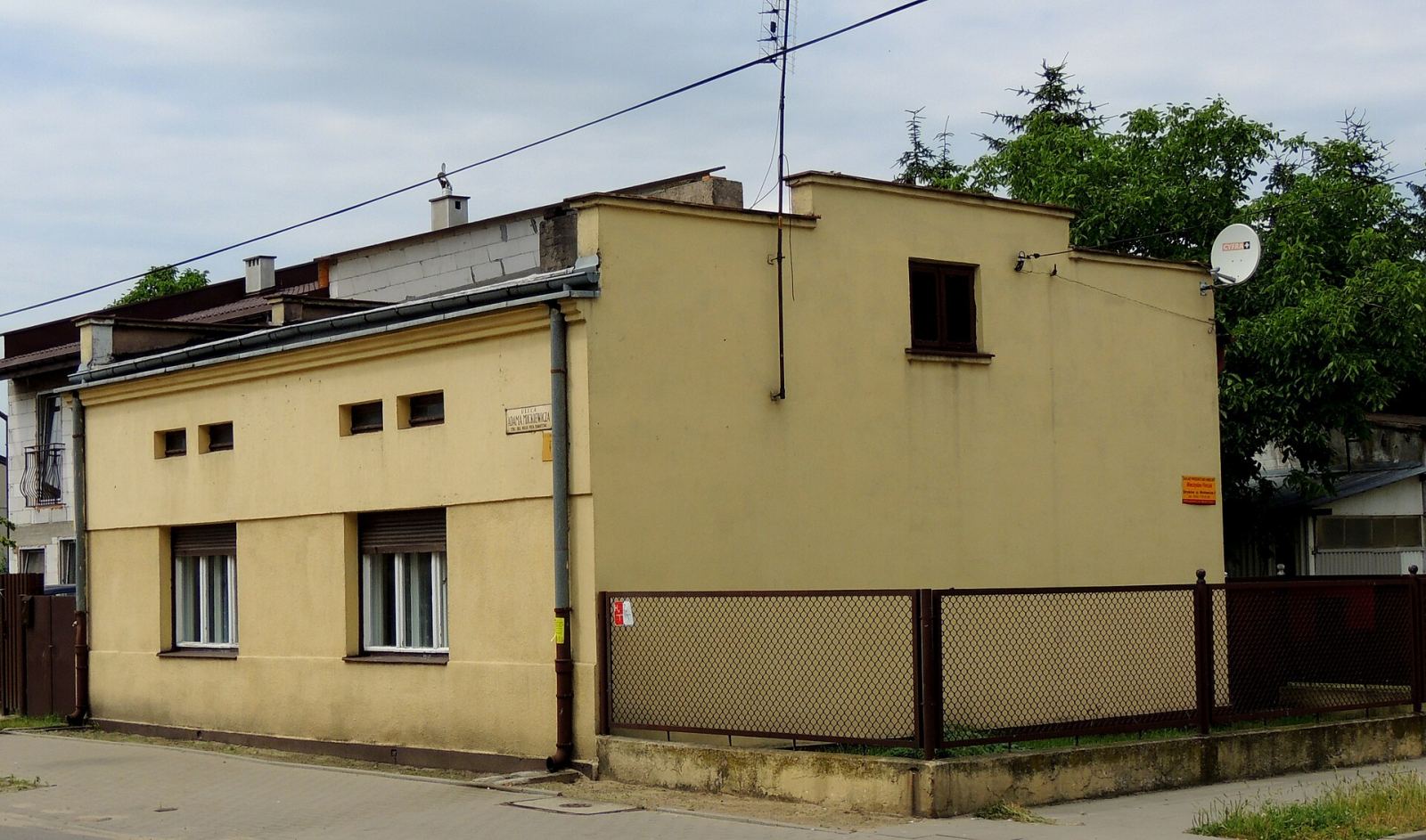 Dom, Stryków