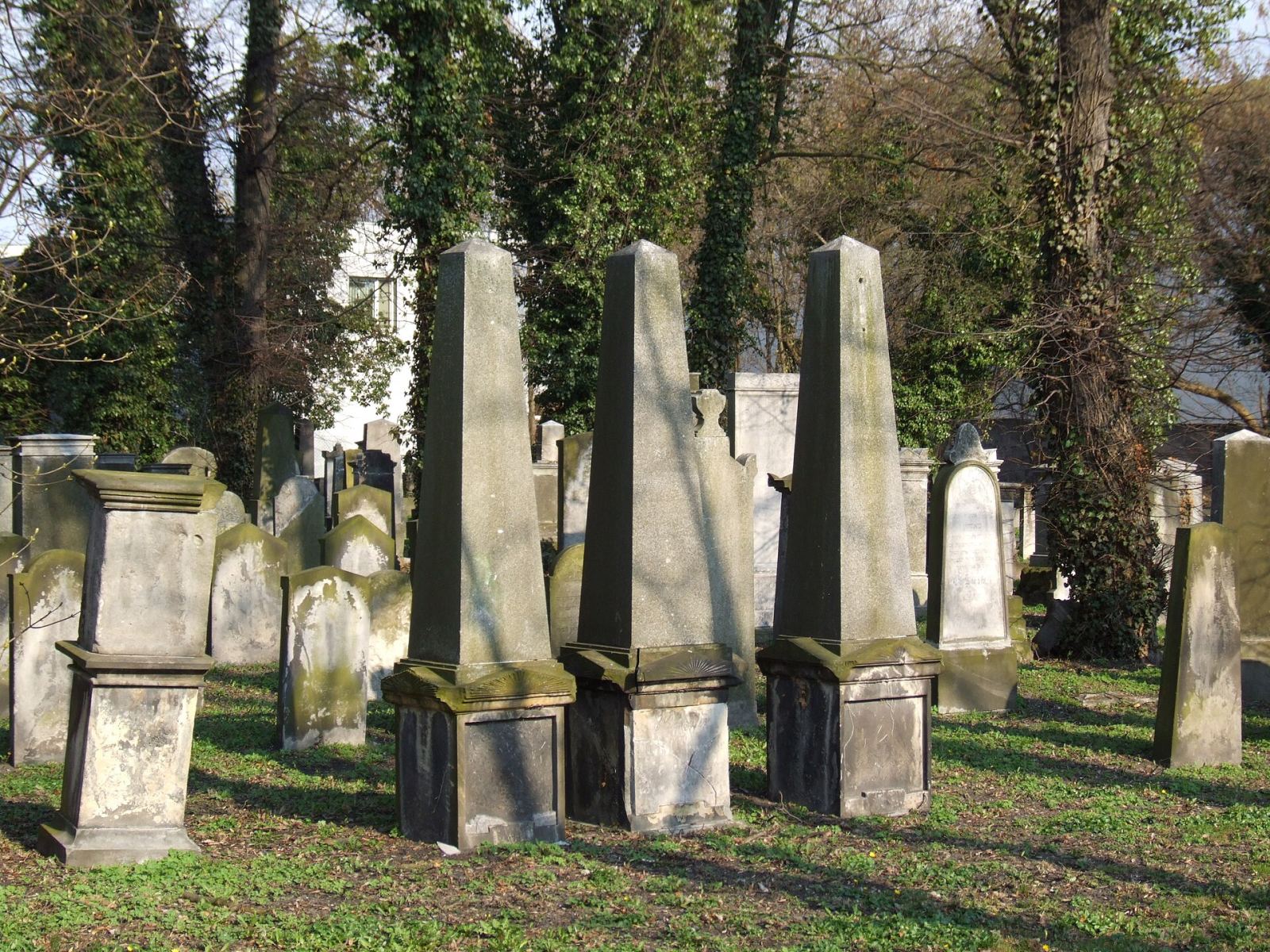 Cmentarz żydowski, Opole