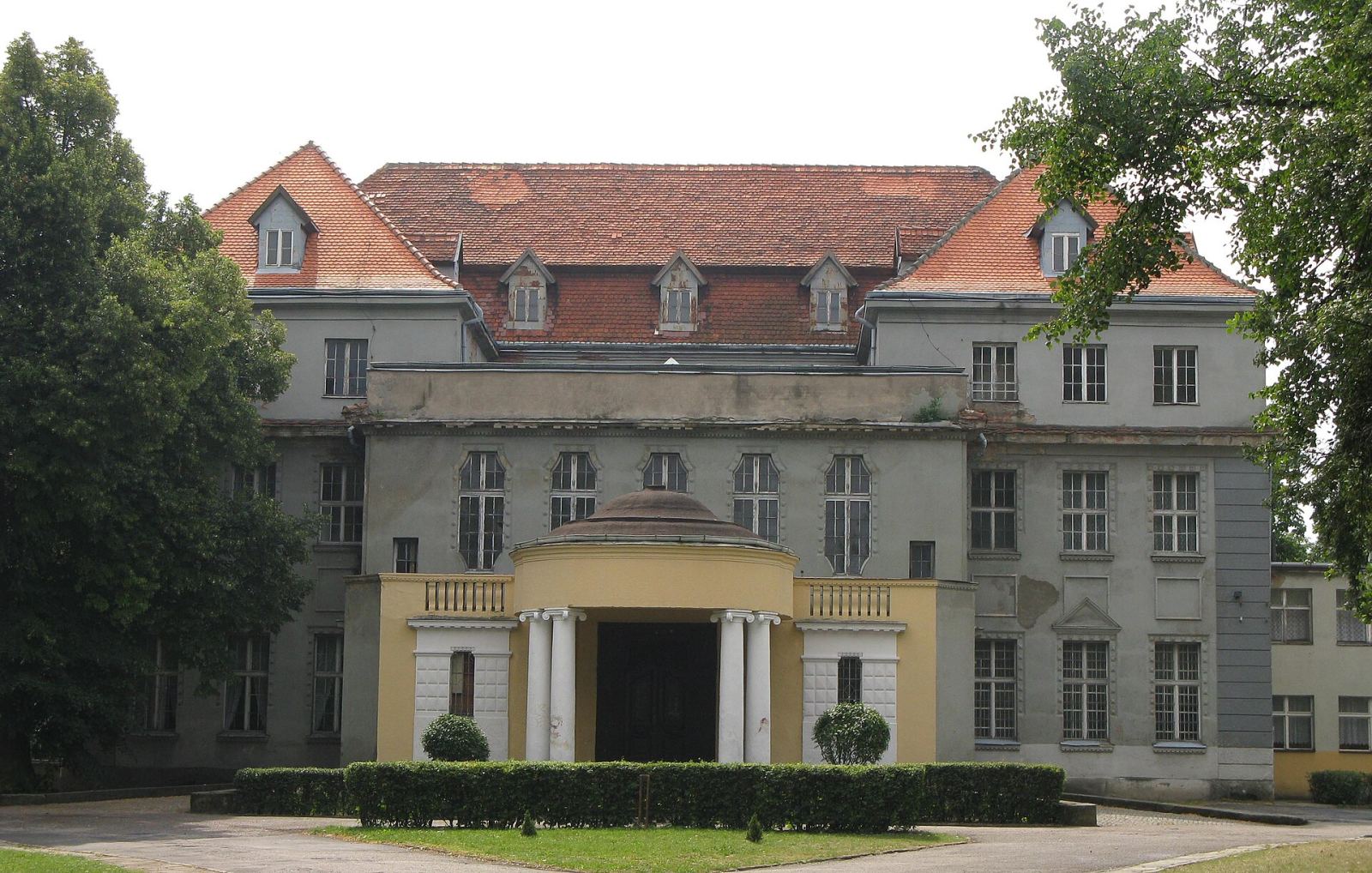 Pałac, Gronowo