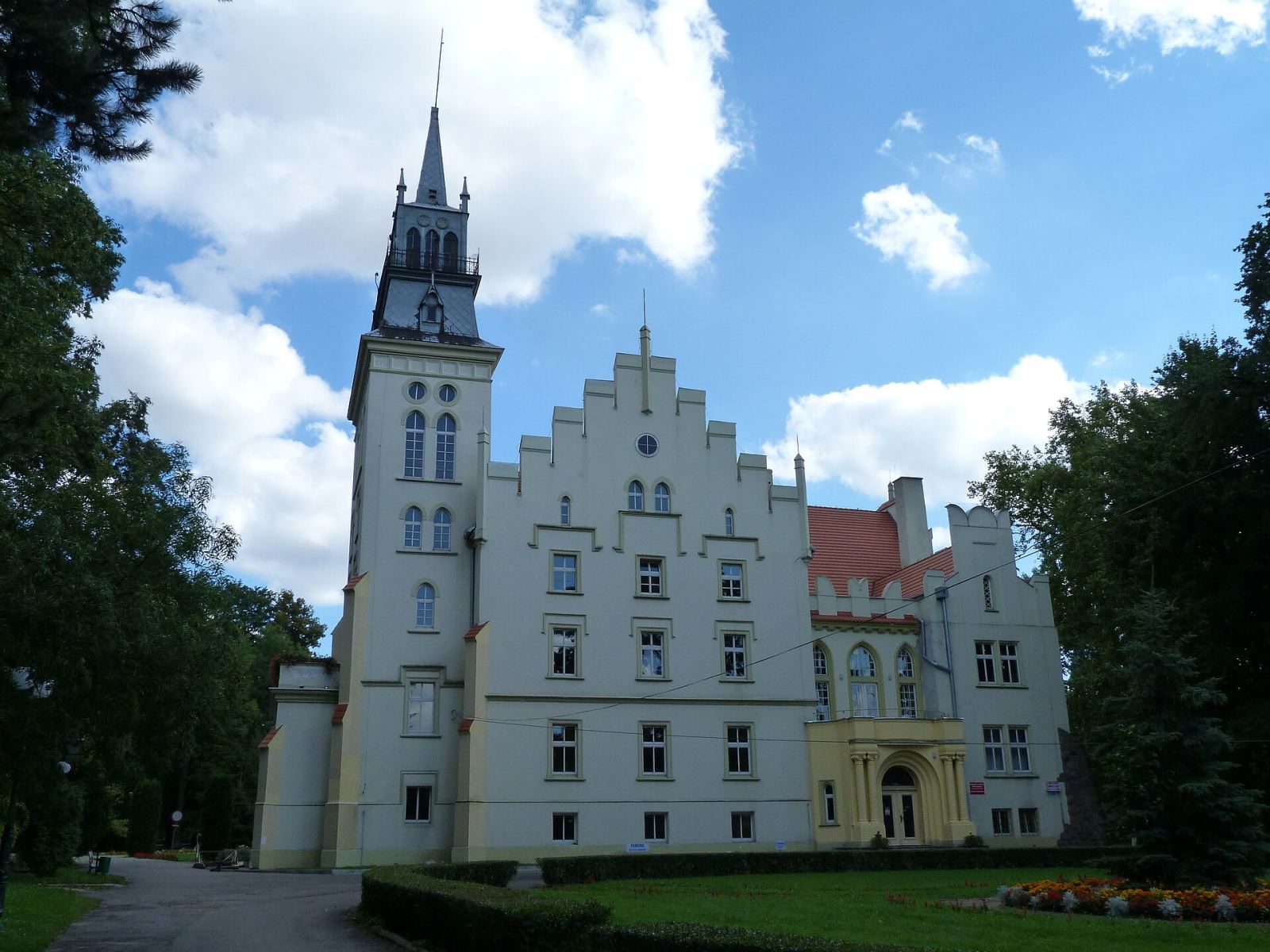 Pałac, ob. Ośrodek Leczenia Odwykowego, Woskowice Małe