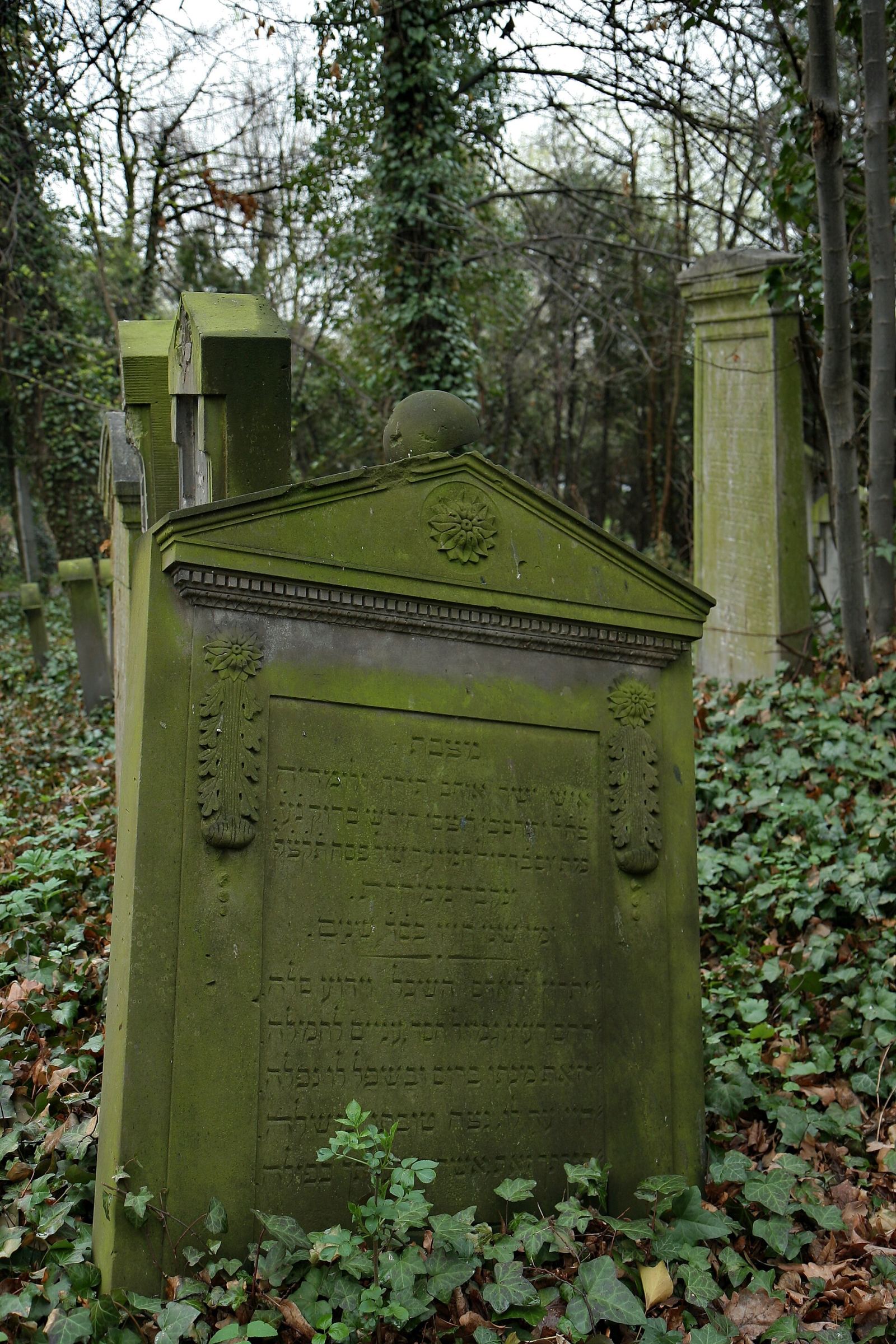 Cmentarz żydowski, Brzeg
