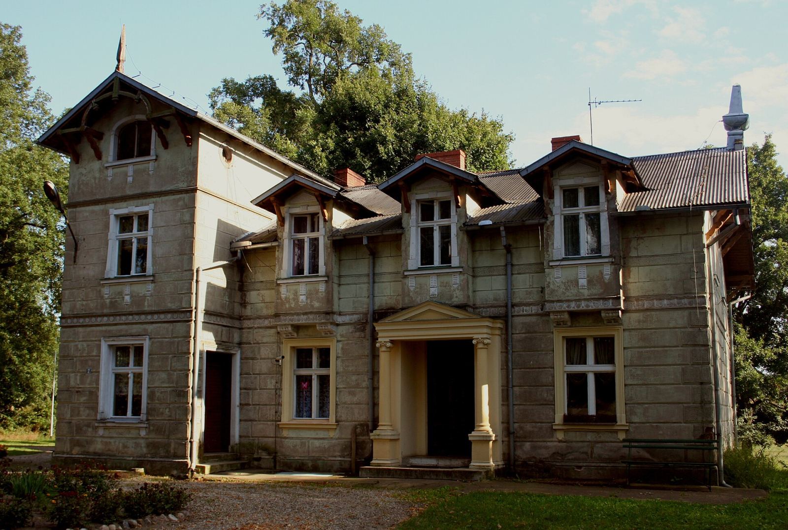 Willa, Mniszki