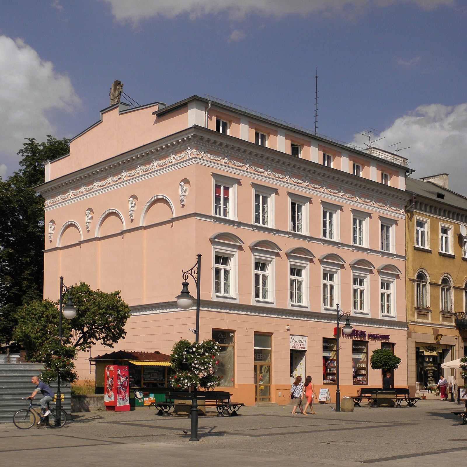 Kamienica, Radom