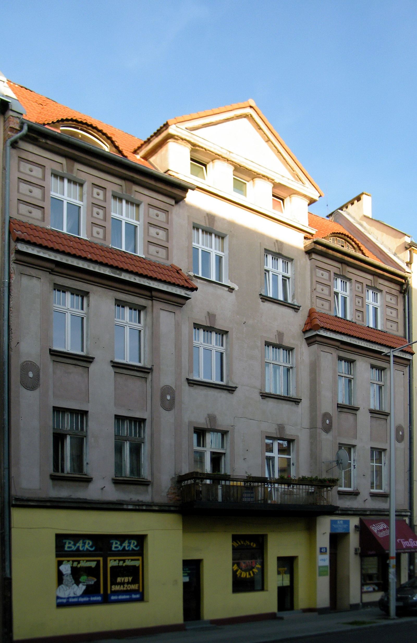 Kamienica z oficyną, Opole