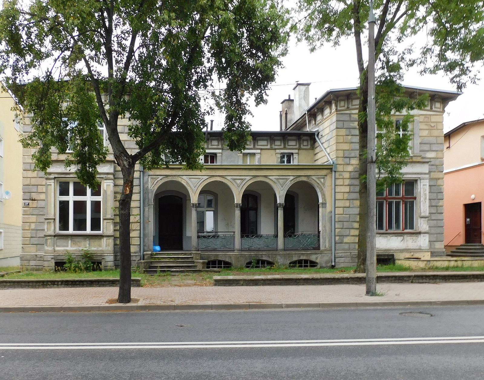 Kamienica z oficyną, Iława
