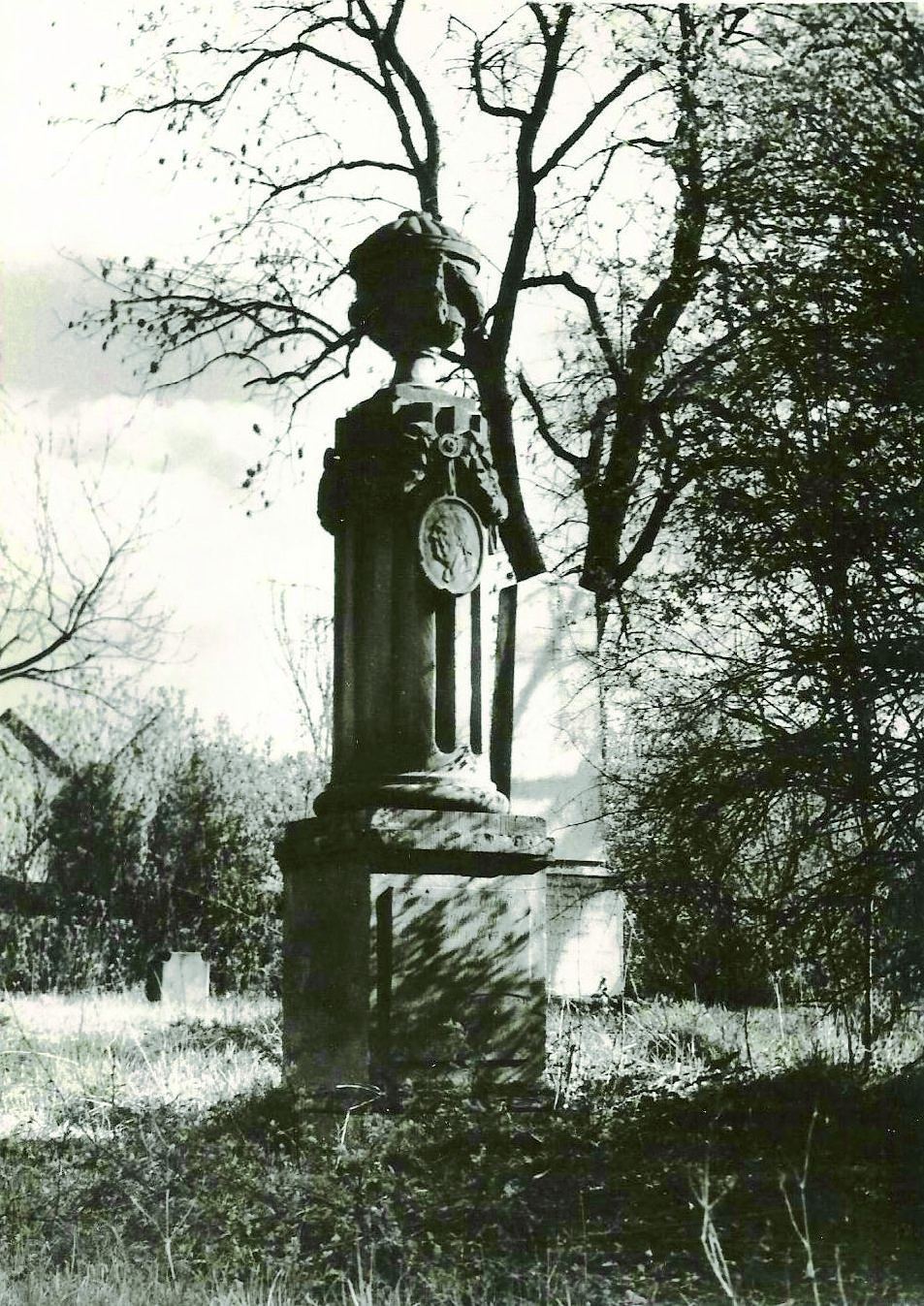 Cmentarz ewangelicki, Czempiń