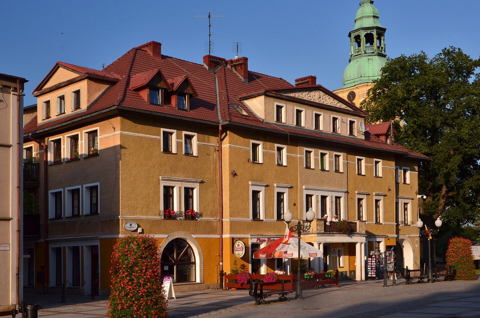 D. Hotel de Prusse, ob. budynek mieszkalno-usługowy, Jelenia Góra