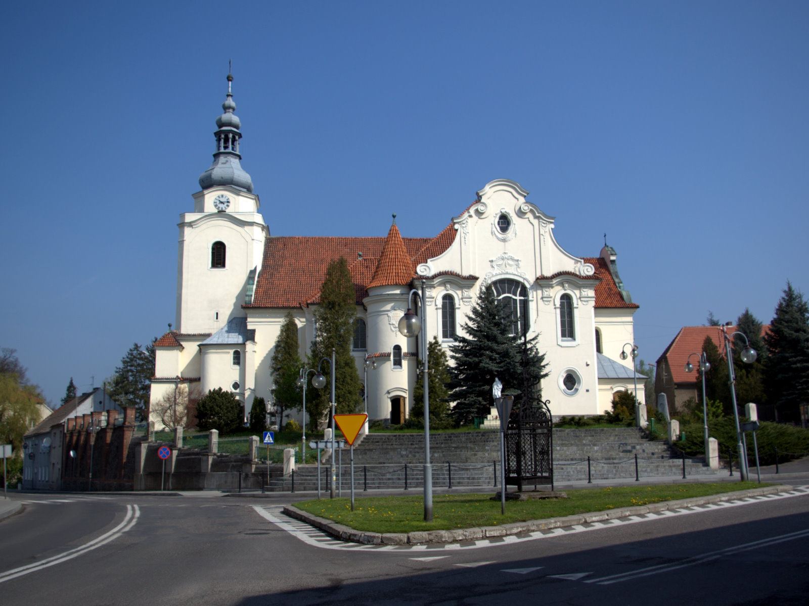 Kościół parafialny pw. Świętej Trójcy, Korfantów
