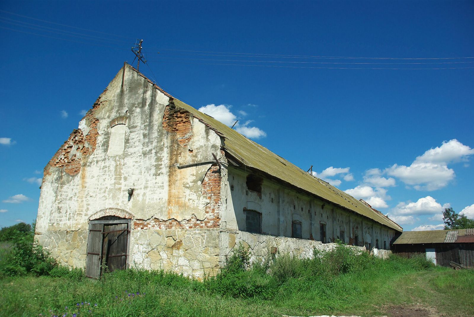 Stajnia, Jurowce