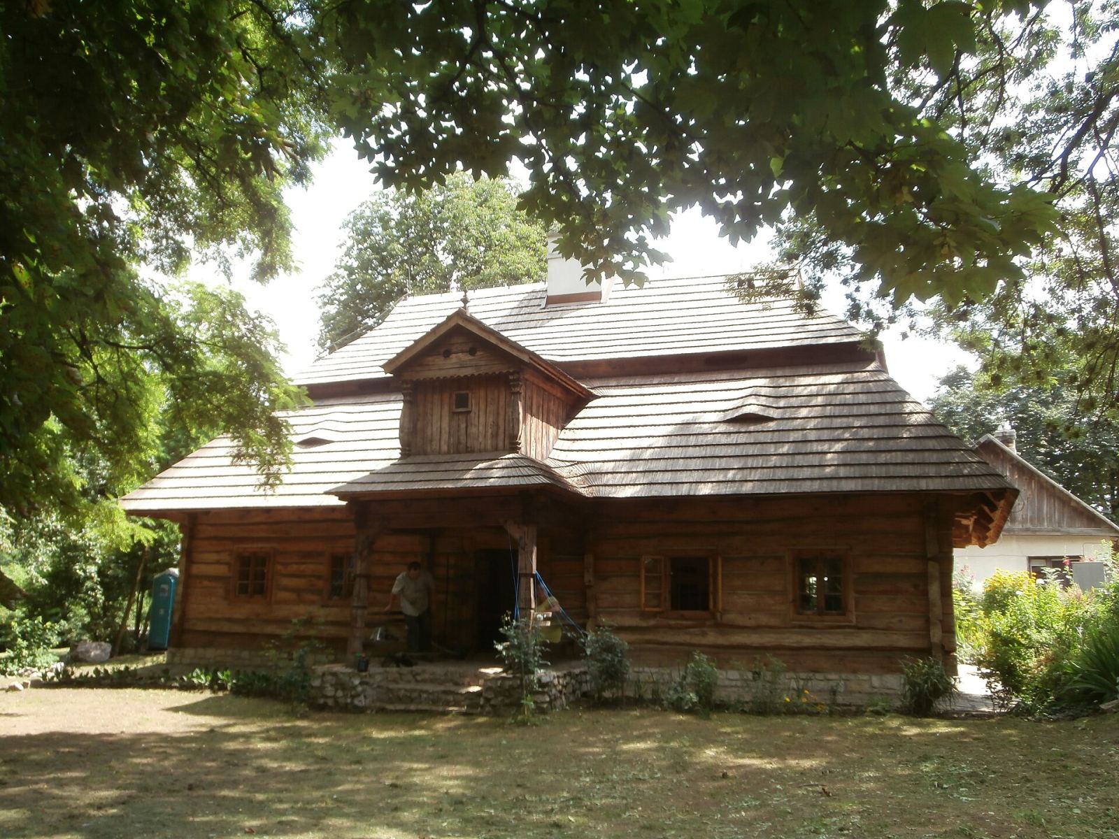 Dworek Zacisze, Miechów